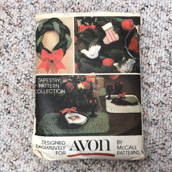 Lot of three vintage holiday patterns - Picture 2 of 7